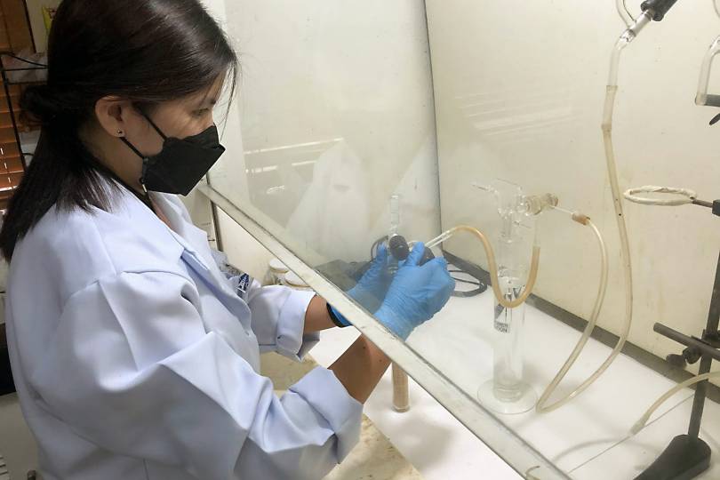 Plástico en irradiador